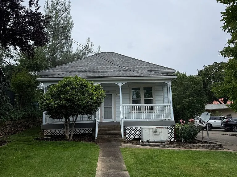 1144 Willis St — Photo 18