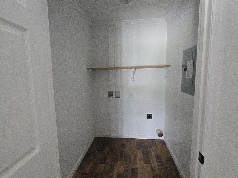 39 Laney Ln #A — Photo 12
