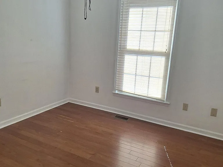 1717 Brook Park Dr — Photo 9