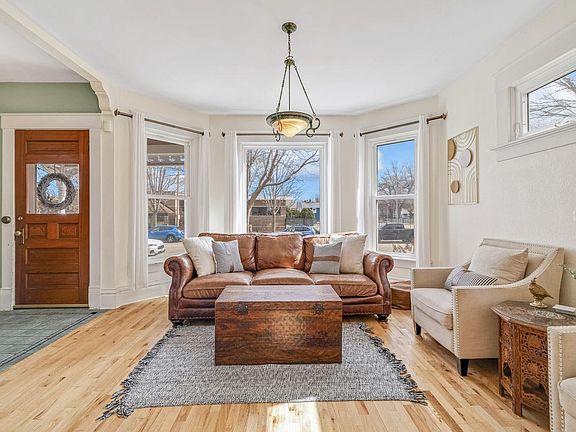 4th image of 132 South 2nd STREET