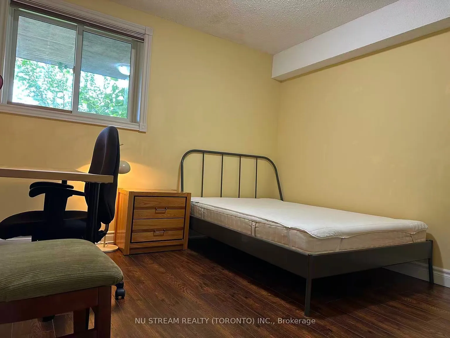 1 bed, $1,100 — Photo 3