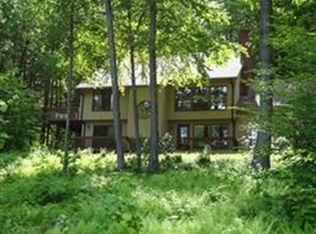 6 Shepherds Hollow Rd, Leeds, MA 01053