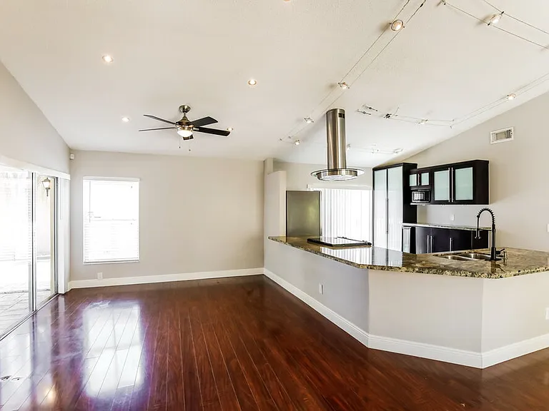 210 NW 207th Way — Photo 3
