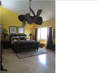 1st image of 704 Port Royal Way
