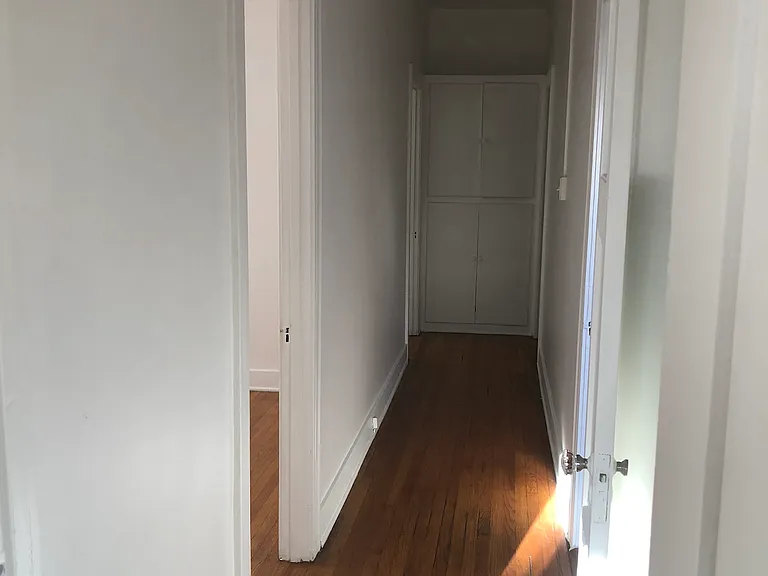 177 S Sycamore Ave #175.5 — Photo 6