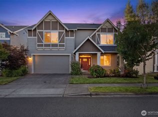 10546 Sentinel Drive, Gig Harbor, WA 98332