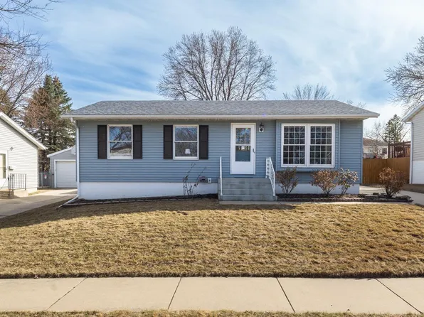 2106 43rd St NW, Rochester, MN 55901