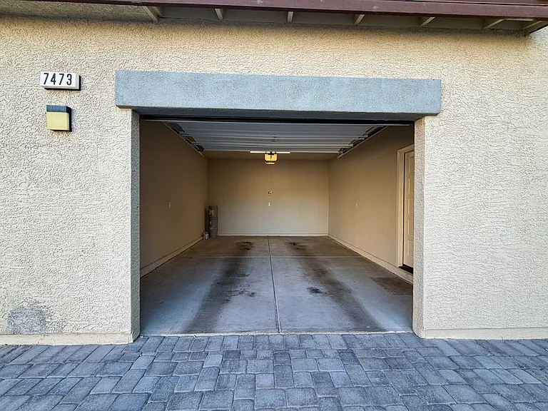 7473 Garnet Moon St — Photo 86