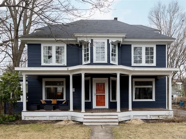 76 N Grove St, East Aurora, NY 14052