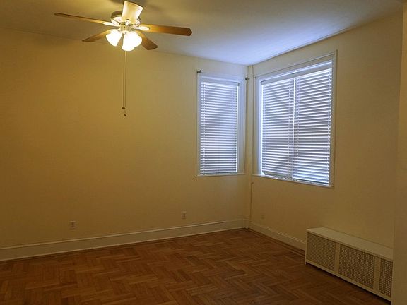 3rd image of 320 W 238th St #1