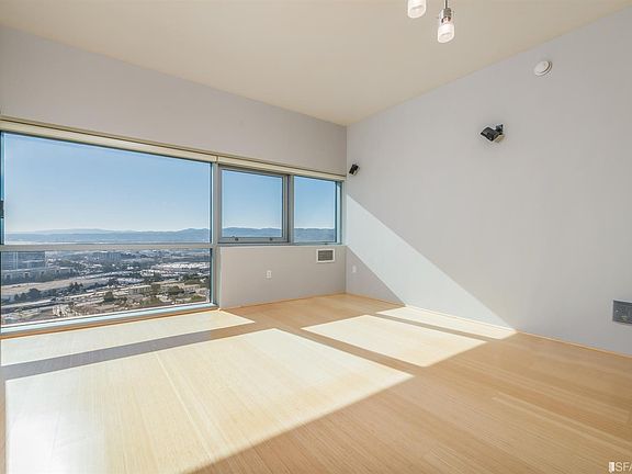 3rd image of 1 Mandalay Pl Unit 1503