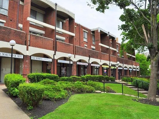 Greenbriar Club — Photo 2