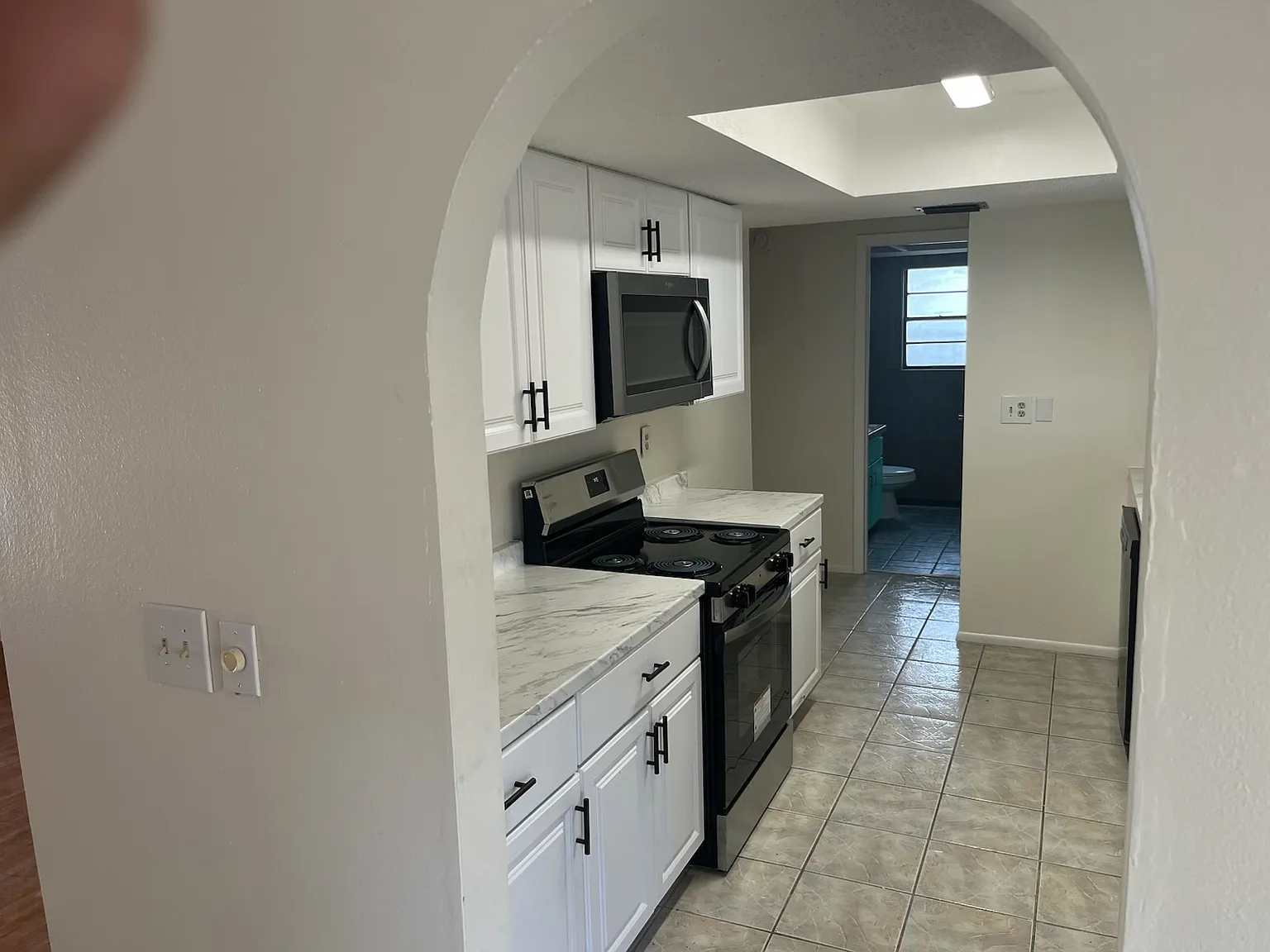 2 bed, 1103 sqft, $2,195 — Photo 2