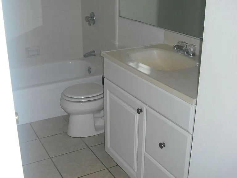 2577 Rudder Ave — Photo 3