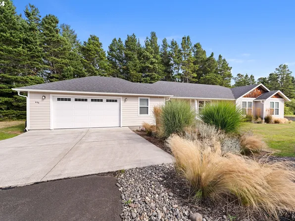 695 Concession Ct, Gearhart, OR 97138