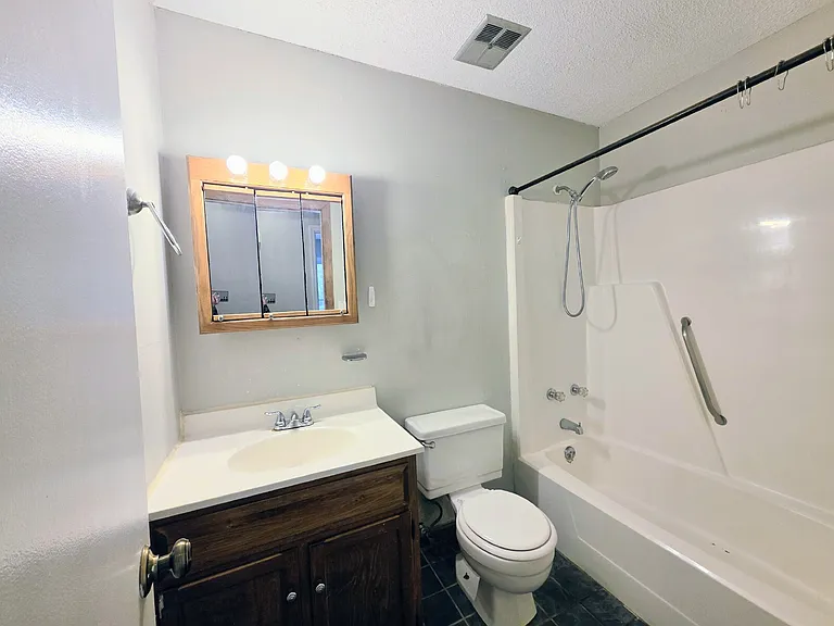 4602 Gardenwood Ct — Photo 14