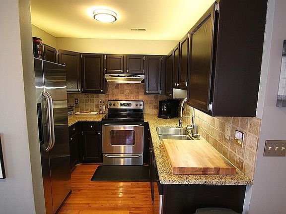 4th image of 1326 S Main St #1