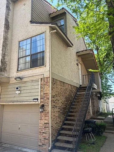 6028 Stoneybrook Dr #MAIN Photo 1
