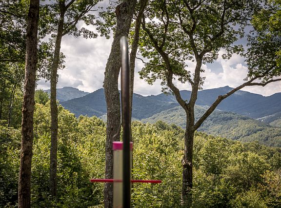 5th image of 401 Wildwood Run