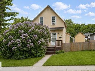11933 70th St NW, Edmonton, AB T5B1V1