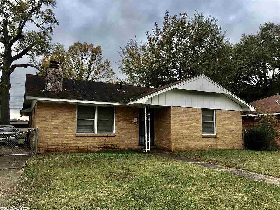 2nd image of 3302 Violet Dr