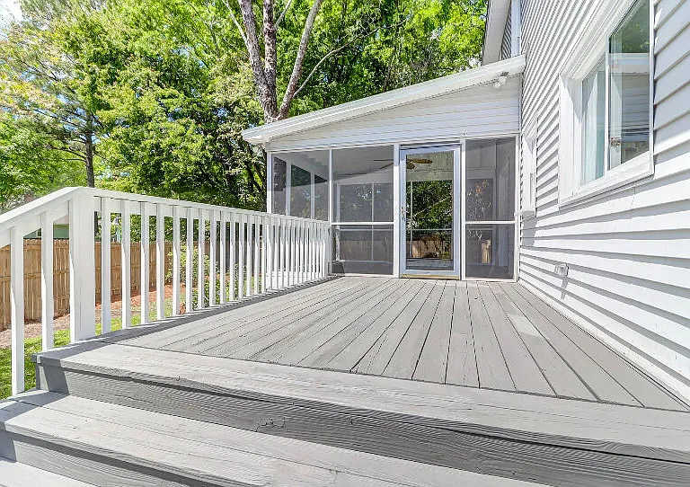 757 Sappho Ct — Photo 16