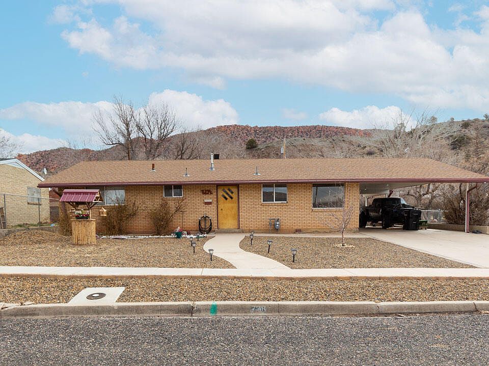 1st image of 236 N Highland Dr