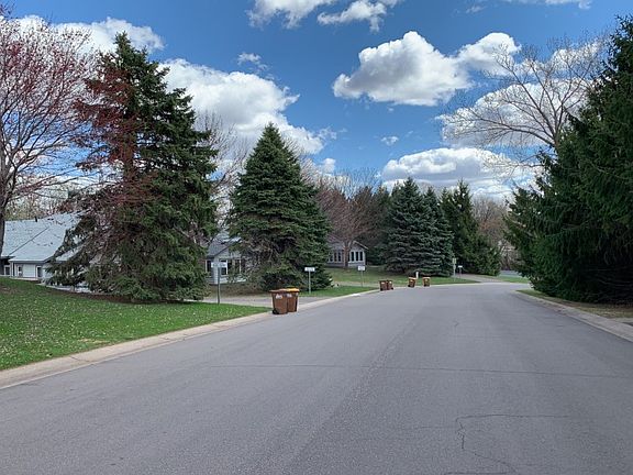 4th image of 3132 Manitou Dr