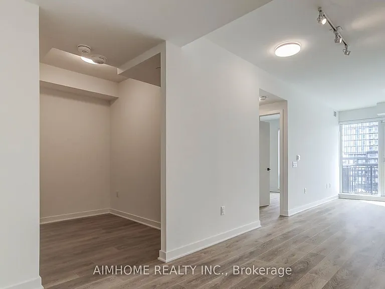 1185 Dupont St #510 — Photo 5