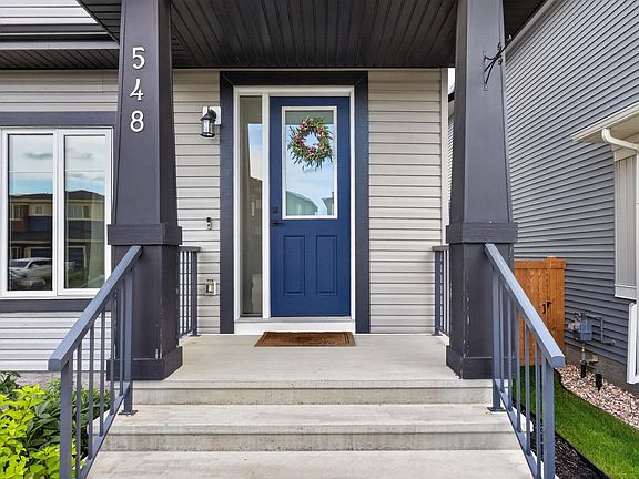 4th image of 548 Kleins Cres