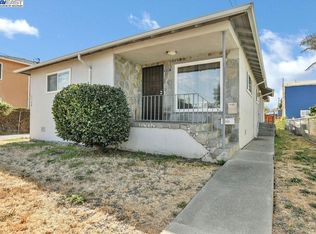 9707 Walnut St, Oakland, CA 94603