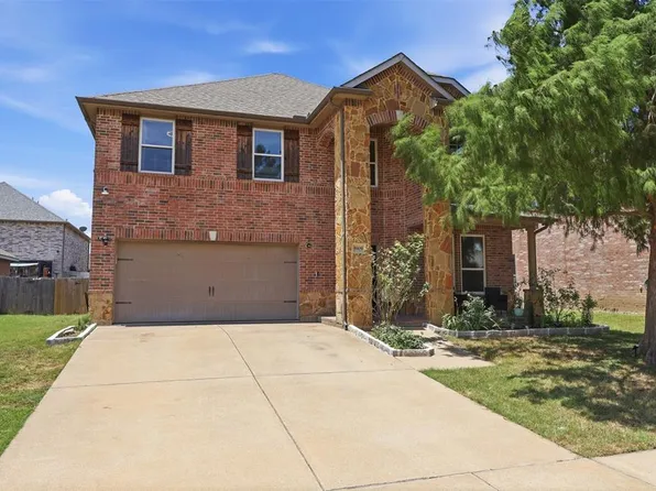 5909 Deck House Rd, Fort Worth, TX 76179