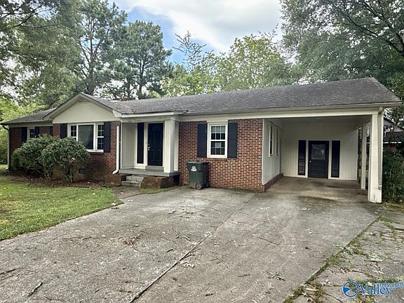 3rd image of 801 Angus St