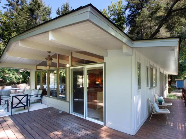 15715 Forest Hill Dr, Boulder Creek, CA 95006