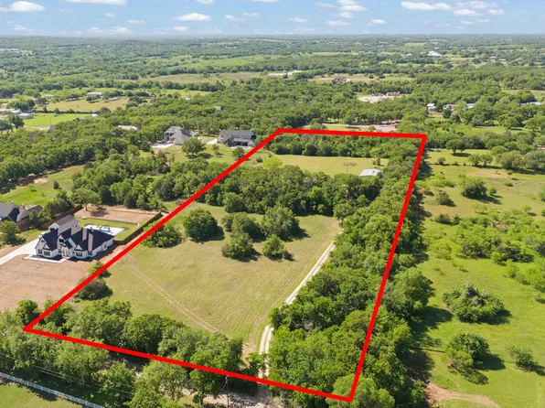 3100 Collins Rd, Burleson, TX 76028