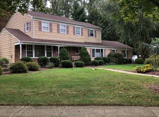 55 Devonshire Ct, Middletown, NJ 07748