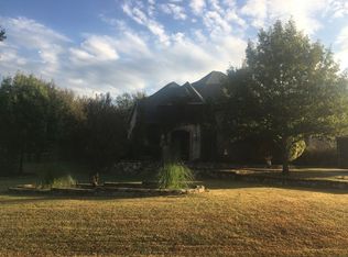 211 Lago Grande Trl, Lucas, TX 75098