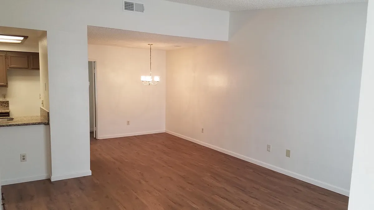 Building Photo - 22452 Chaparral Ln
