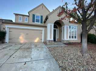 9518 E Park Dr, Elk Grove, CA 95624