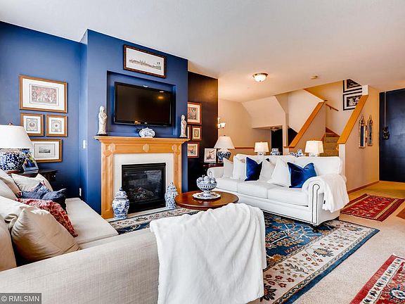4th image of 11846 Emery Village Dr #3305