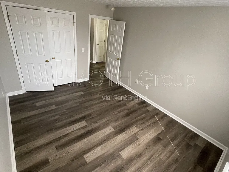 7756 Mountain Stream Way — Photo 11