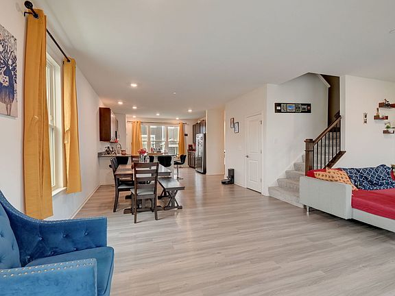 3rd image of 2862 Kessler Dr
