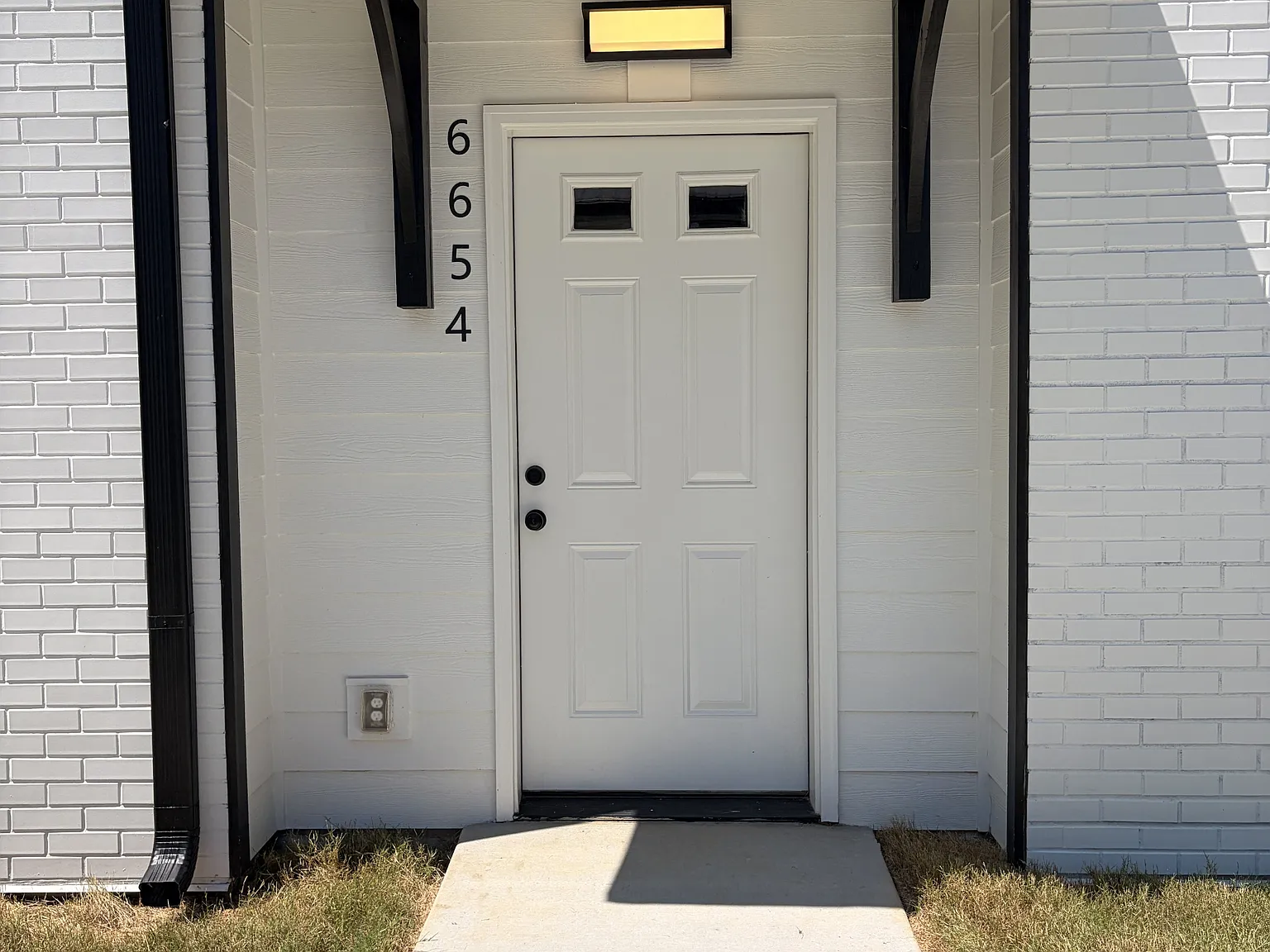 6662 Indus Way - 1 — Photo 2