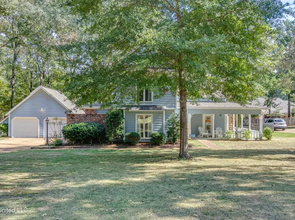 134 Richmond Dr, Brandon, MS 39042