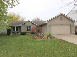 5907 Smith Ridge Rd, Mc Farland, WI 53558