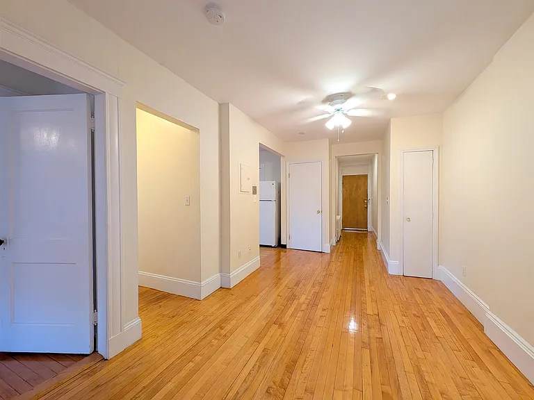 331 Harvard St #5 — Photo 17