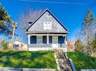 1515 Parkhill Pl NE, Canton, OH 44705