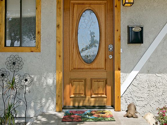 3rd image of 1312 N Calvados Ave
