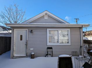 1214 Ridgeland Ave, Berwyn, IL 60402