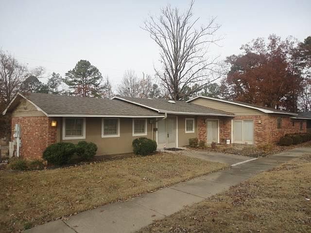 2nd image of 13024 Stacy Ln